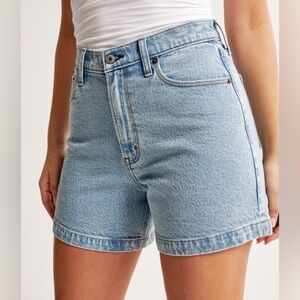 Abercrombie & Fitch Curve Love High Rise Dad Short, Size 33/16 | NWT